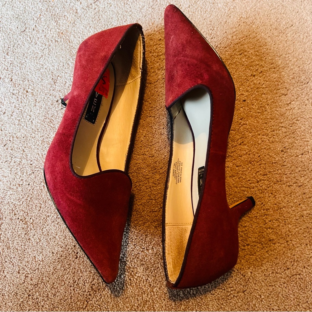 Steve Madden Low Heel Pumps - Picture 5 of 12